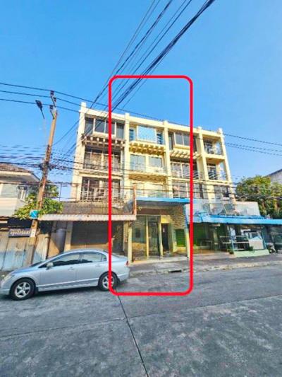 อาคารพาณิชย์ 22999 กรุงเทพมหานคร เขตลาดพร้าว ลาดพร้าว