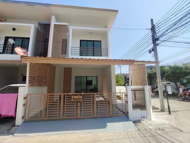 ทาวน์เฮาส์ 2590000 กรุงเทพมหานคร เขตทุ่งครุ ทุ่งครุ ทาวน์เฮาส์ 2590000 กรุงเทพมหานคร เขตทุ่งครุ ทุ่งครุ