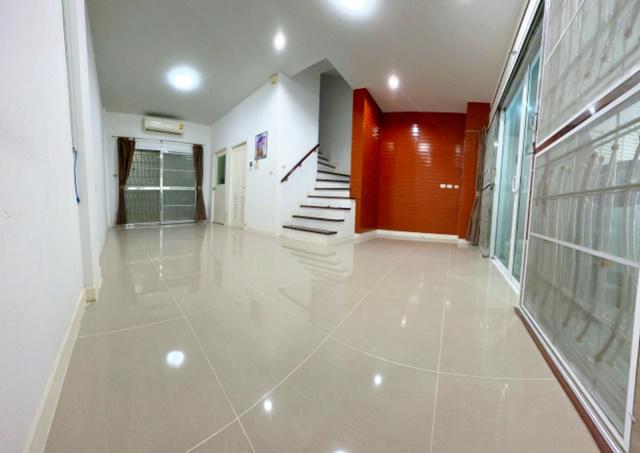 ทาวน์เฮาส์ 26499 กรุงเทพมหานคร เขตดอนเมือง สีกัน ทาวน์เฮาส์ 26499 กรุงเทพมหานคร เขตดอนเมือง สีกัน