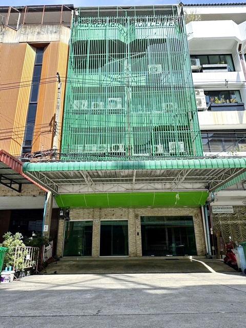 อาคารพาณิชย์ 149998 กรุงเทพมหานคร เขตห้วยขวาง สามเสนนอก อาคารพาณิชย์ 149998 กรุงเทพมหานคร เขตห้วยขวาง สามเสนนอก