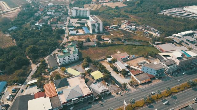 ที่ดิน 300000000 ชลบุรี บางละมุง หนองปรือ