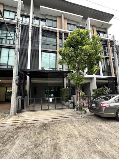 สำนักงาน 50000 กรุงเทพมหานคร เขตลาดพร้าว จรเข้บัว