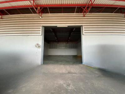 โกดัง 50000 กรุงเทพมหานคร เขตลาดกระบัง ทับยาว