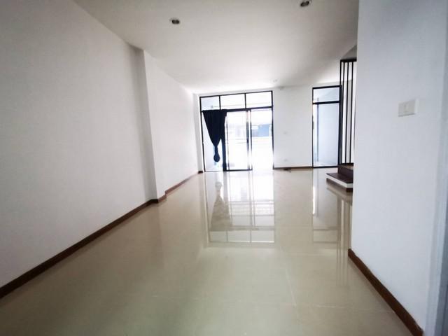 ทาวน์เฮาส์ 4990000 นนทบุรี ปากเกร็ด ปากเกร็ด ทาวน์เฮาส์ 4990000 นนทบุรี ปากเกร็ด ปากเกร็ด