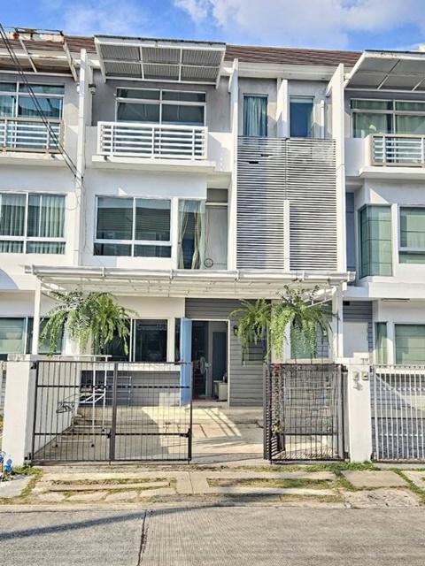 ทาวน์เฮาส์ 30999 กรุงเทพมหานคร เขตบางกะปิ หัวหมาก ทาวน์เฮาส์ 30999 กรุงเทพมหานคร เขตบางกะปิ หัวหมาก