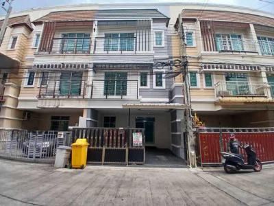 ทาวน์เฮาส์ 3890000 นนทบุรี เมืองนนทบุรี บางศรีเมือง