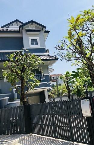ทาวน์เฮาส์ 28000 กรุงเทพมหานคร เขตลาดพร้าว จรเข้บัว