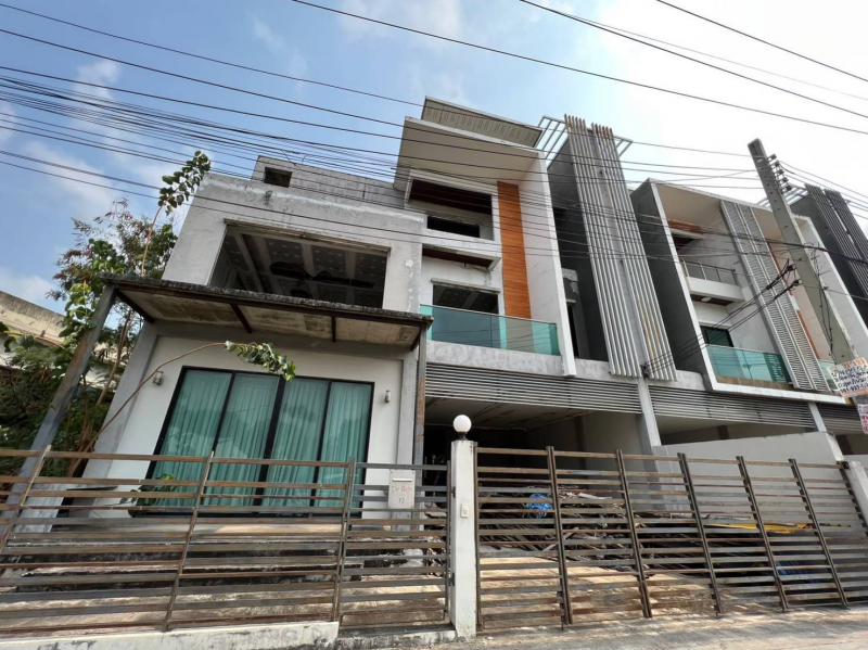 ทาวน์เฮาส์ 8250000 กรุงเทพมหานคร เขตบางเขน ท่าแร้ง ทาวน์เฮาส์ 8250000 กรุงเทพมหานคร เขตบางเขน ท่าแร้ง