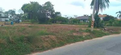 ที่ดิน 3500000 ชลบุรี บางละมุง เขาไม้แก้ว
