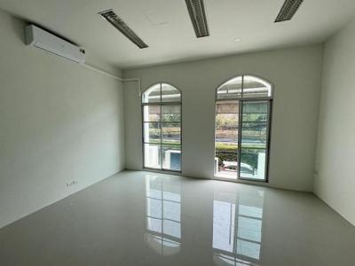 ทาวน์เฮาส์ 35000 กรุงเทพมหานคร เขตจตุจักร ลาดยาว