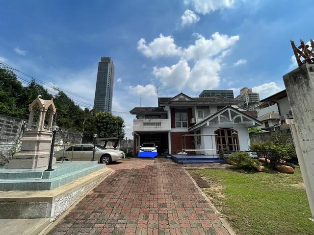 บ้านเดี่ยว 920000 กรุงเทพมหานคร เขตวัฒนา คลองตันเหนือ