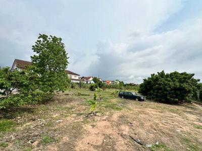 ที่ดิน 45000000 ชลบุรี ศรีราชา สุรศักดิ์