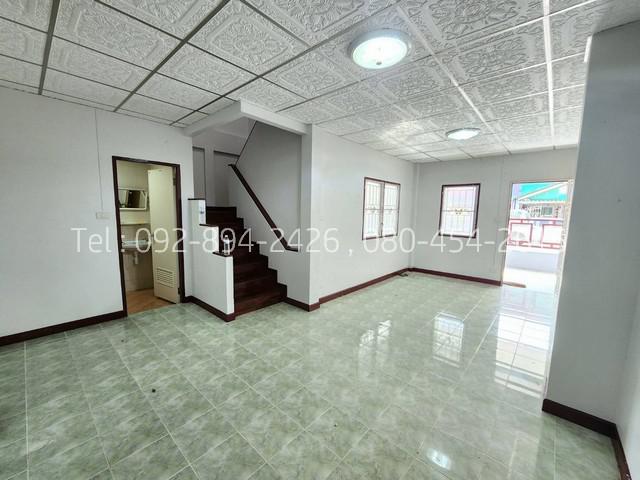 ทาวน์เฮาส์ 5500 ปทุมธานี ธัญบุรี บึงน้ำรักษ์ ทาวน์เฮาส์ 5500 ปทุมธานี ธัญบุรี บึงน้ำรักษ์