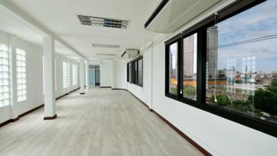 สำนักงาน 50000 กรุงเทพมหานคร เขตสาทร ทุ่งมหาเมฆ