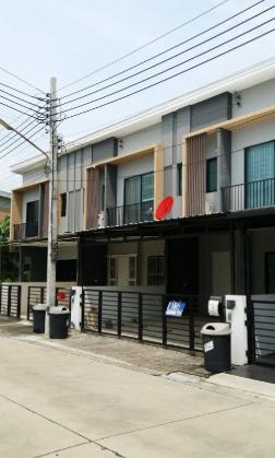 ทาวน์เฮาส์ 27000 กรุงเทพมหานคร เขตสวนหลวง สวนหลวง