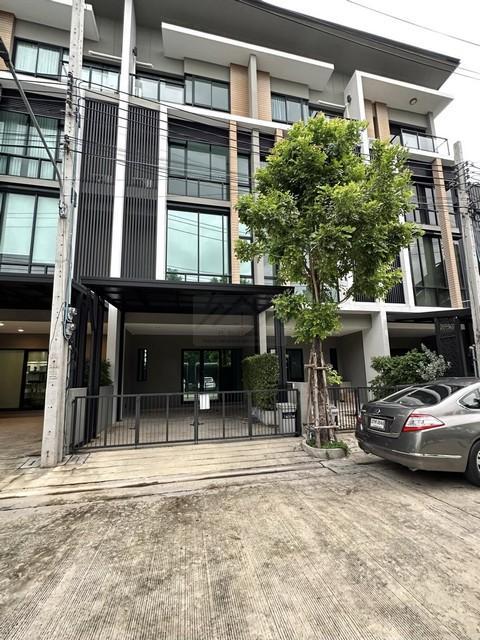 ทาวน์เฮาส์ 50000 กรุงเทพมหานคร เขตลาดพร้าว จรเข้บัว ทาวน์เฮาส์ 50000 กรุงเทพมหานคร เขตลาดพร้าว จรเข้บัว