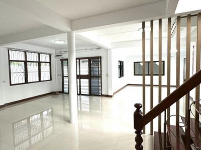 บ้านเดี่ยว 87000 กรุงเทพมหานคร เขตห้วยขวาง สามเสนนอก