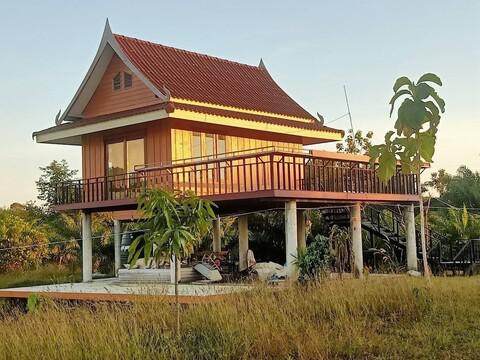 ที่ดิน 10000000 กระบี่ เกาะลันตา เกาะกลาง ที่ดิน 10000000 กระบี่ เกาะลันตา เกาะกลาง
