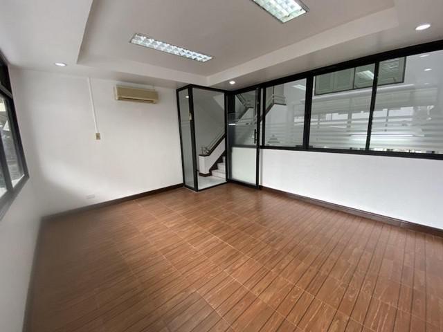 ทาวน์เฮาส์ 27000 กรุงเทพมหานคร เขตวังทองหลาง วังทองหลาง ทาวน์เฮาส์ 27000 กรุงเทพมหานคร เขตวังทองหลาง วังทองหลาง