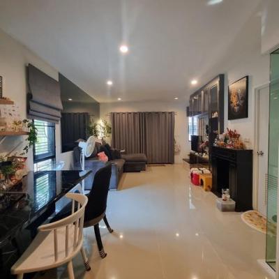 ทาวน์เฮาส์ 5500000 กรุงเทพมหานคร เขตบางกะปิ หัวหมาก