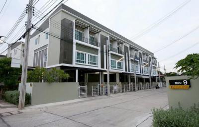 ทาวน์เฮาส์ 18000 กรุงเทพมหานคร เขตสะพานสูง สะพานสูง