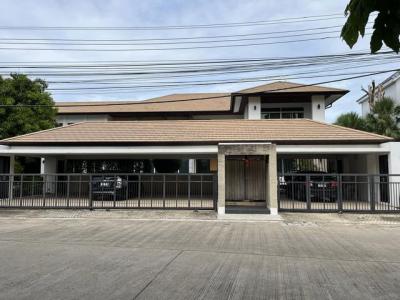 บ้านเดี่ยว 75000000 กรุงเทพมหานคร เขตบางกะปิ คลองจั่น
