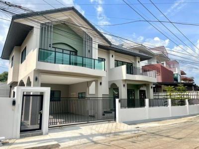 บ้านเดี่ยว 9900000 กรุงเทพมหานคร เขตบางกะปิ หัวหมาก