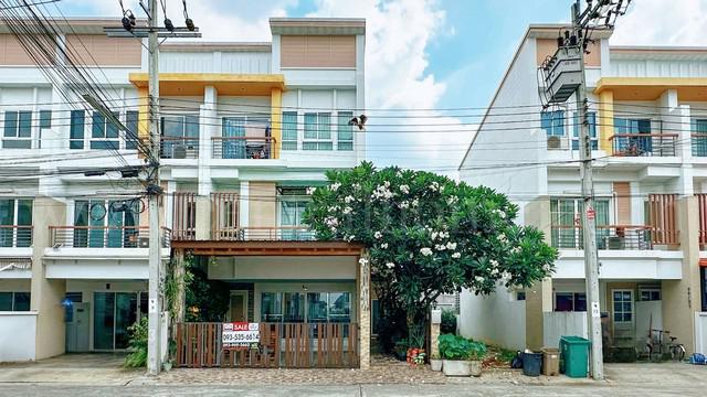 ทาวน์เฮาส์ 5590000 กรุงเทพมหานคร เขตลาดพร้าว จรเข้บัว ทาวน์เฮาส์ 5590000 กรุงเทพมหานคร เขตลาดพร้าว จรเข้บัว