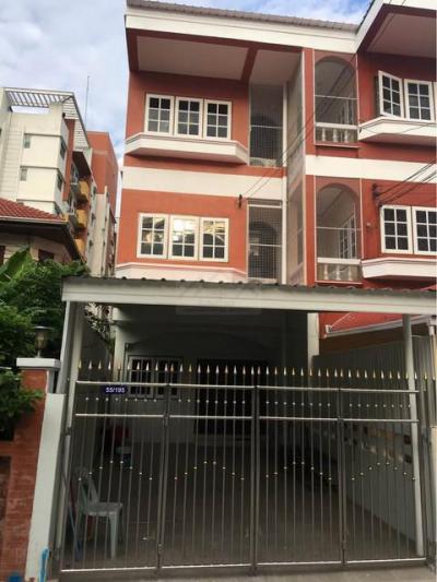 ทาวน์เฮาส์ 30000 กรุงเทพมหานคร เขตจตุจักร ลาดยาว