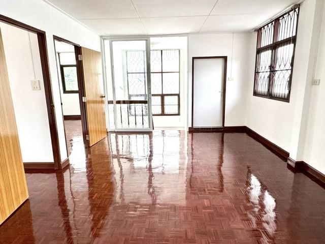 บ้านเดี่ยว 85000 กรุงเทพมหานคร เขตห้วยขวาง สามเสนนอก บ้านเดี่ยว 85000 กรุงเทพมหานคร เขตห้วยขวาง สามเสนนอก