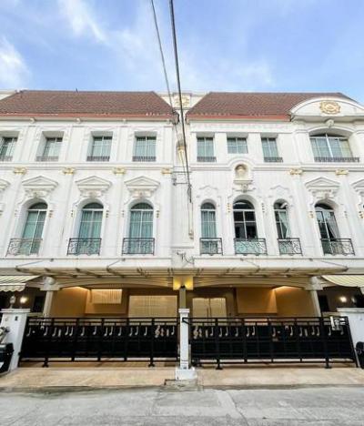 ทาวน์เฮาส์ 150000 กรุงเทพมหานคร เขตยานนาวา บางโพงพาง