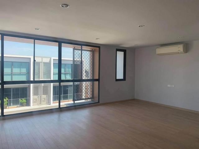 อาคารพาณิชย์ 40000000 กรุงเทพมหานคร เขตยานนาวา ช่องนนทรี