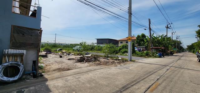 ที่ดิน 1250000 ปทุมธานี ลำลูกกา ลาดสวาย