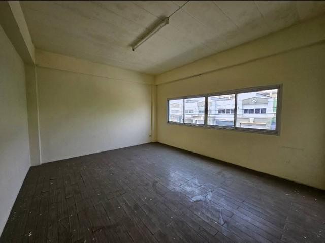 โกดัง 30000 สมุทรสาคร กระทุ่มแบน อ้อมน้อย