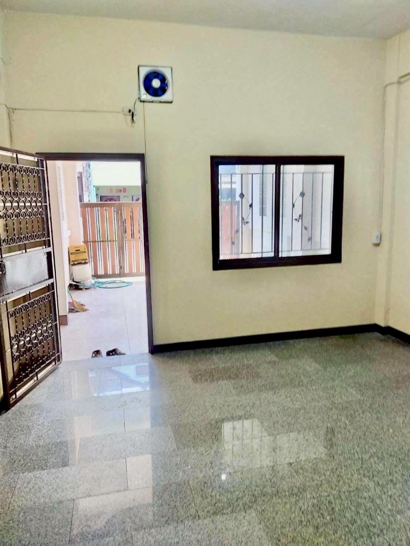 ทาวน์เฮาส์ 10999 กรุงเทพมหานคร เขตบางขุนเทียน แสมดำ