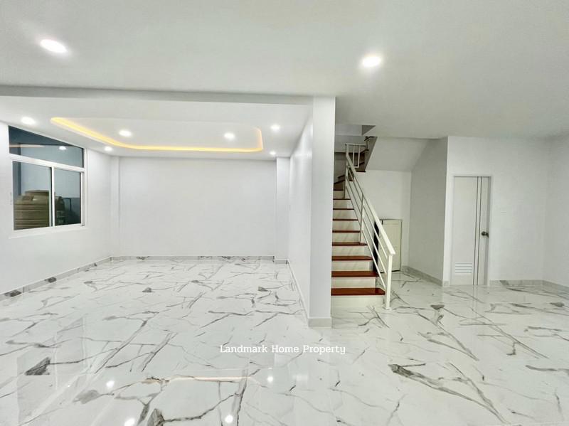 ทาวน์เฮาส์ 2690000 ปทุมธานี คลองหลวง คลองสาม