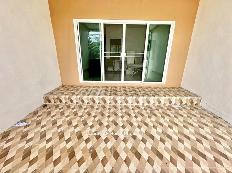 ทาวน์เฮาส์ 1150000 ปทุมธานี ธัญบุรี ลำผักกูด