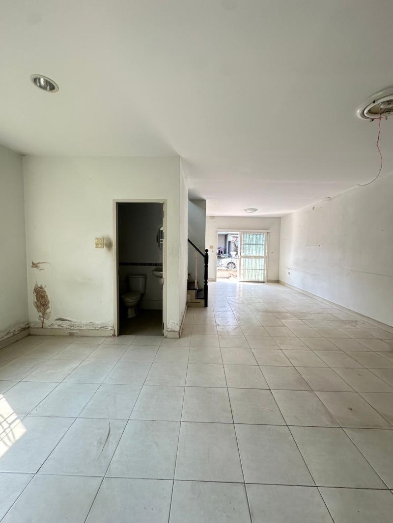 ทาวน์เฮาส์ 2200000 สมุทรปราการ บางพลี บางโฉลง