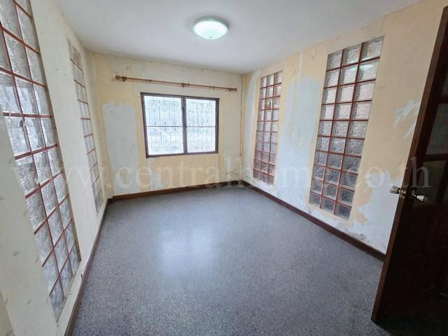 ทาวน์เฮาส์ 1700000 ปทุมธานี ธัญบุรี บึงน้ำรักษ์