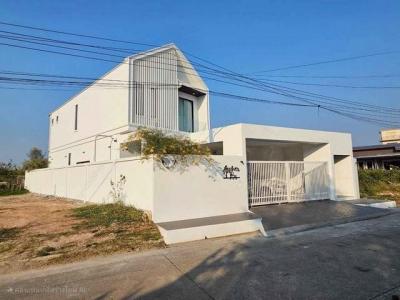 บ้านเดี่ยว 85000 กรุงเทพมหานคร เขตลาดกระบัง คลองสามประเวศ