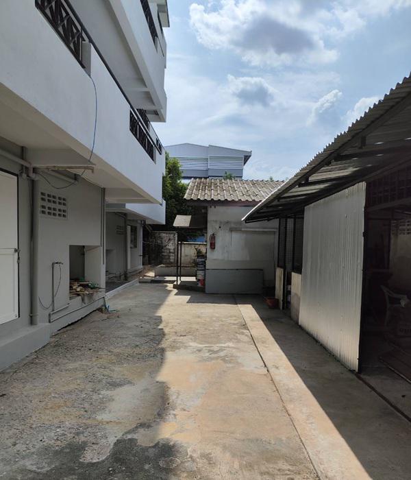 โกดัง 55000 กรุงเทพมหานคร เขตลาดพร้าว ลาดพร้าว