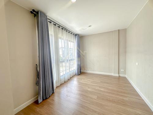 ทาวน์เฮาส์ 3190000 นนทบุรี บางกรวย มหาสวัสดิ์