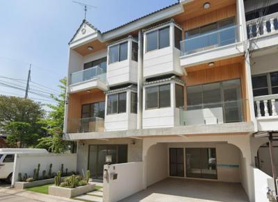 ทาวน์เฮาส์ 24998 นนทบุรี เมืองนนทบุรี ตลาดขวัญ