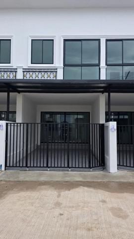 ทาวน์เฮาส์ 2590000 ชลบุรี บางละมุง นาเกลือ