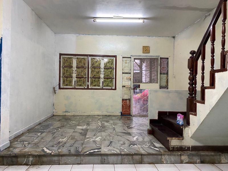 ทาวน์เฮาส์ 1990000 กรุงเทพมหานคร เขตคันนายาว คันนายาว