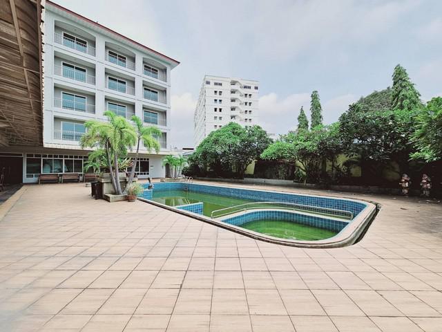 โรงแรม 190000000 ชลบุรี บางละมุง นาเกลือ