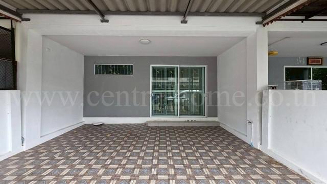 ทาวน์เฮาส์ 1790000 ปทุมธานี ลำลูกกา บึงคำพร้อย