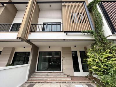 ทาวน์เฮาส์ 2340000 ชลบุรี ศรีราชา สุรศักดิ์