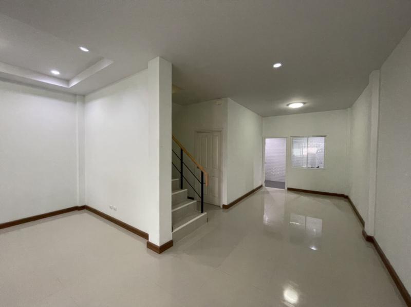 ทาวน์เฮาส์ 2290000 ปทุมธานี คลองหลวง คลองสาม