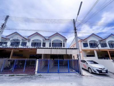 ทาวน์เฮาส์ 1494000 ชลบุรี พานทอง หนองตำลึง